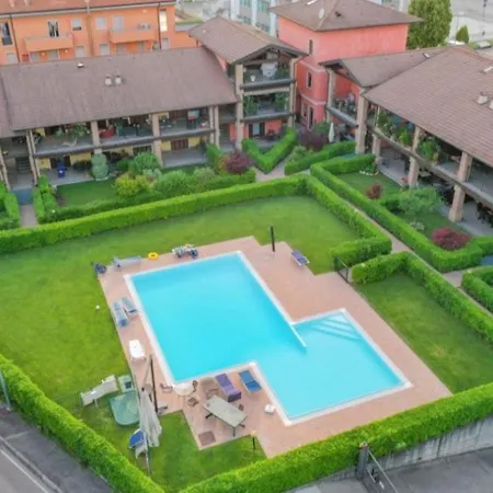 Casa Alena Apartment *